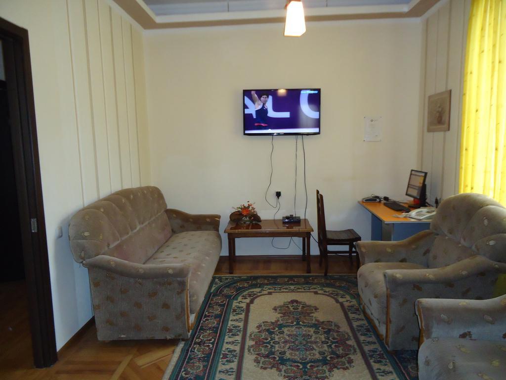 Guest House Lviv Грузия Kutaisi Bagian luar foto