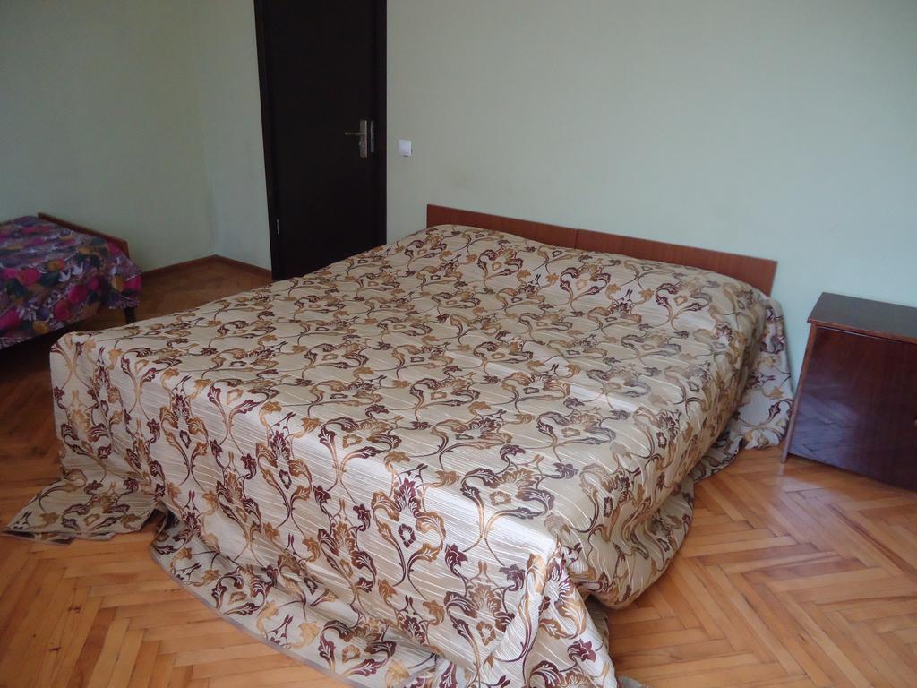 Guest House Lviv Грузия Kutaisi Bagian luar foto